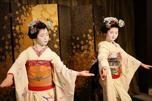Traditional Arts in a New Style