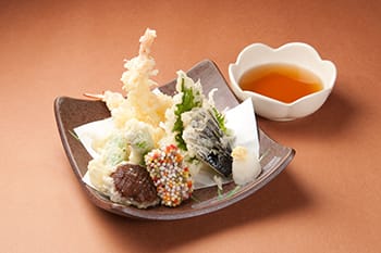 Tempura Plate　1,600 yen 