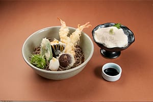Tempura Bukkake Soba and Yuba Sashimi Set 1,600 yen