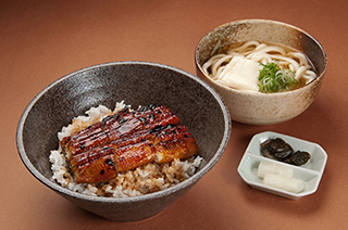 Unagi Bowl Set 2,100 yen 