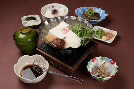 湯豆腐おすすめ膳　¥1,980